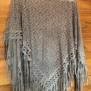 NWOT! Lightweight Cut-Out Fringed Poncho w/Faux Pearls